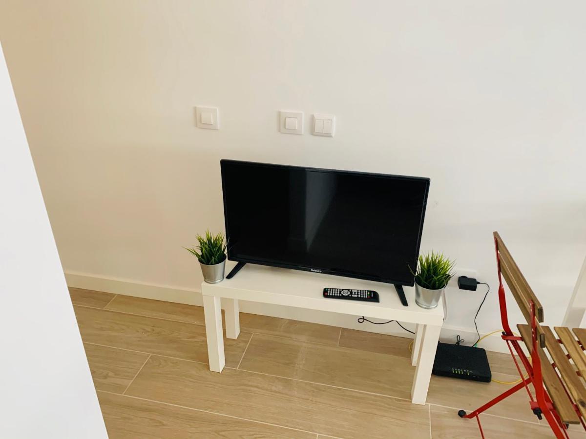 Moncloa-Arguelles Nuevos Pisos Apartment Madrid Bagian luar foto